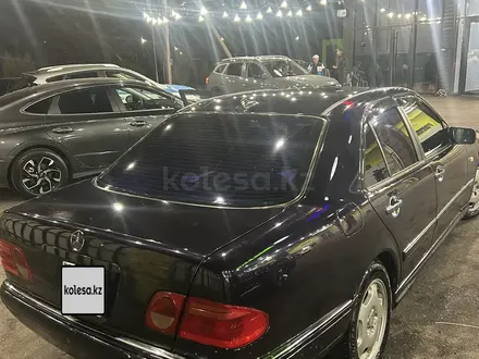 Mercedes-Benz E 280 1997 года за 2 300 000 тг. в Шымкент – фото 5