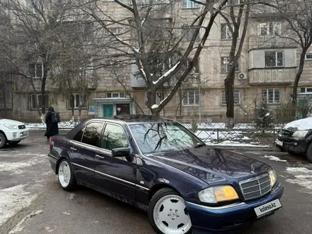 Mercedes-Benz C 280 1996 года за 2 100 000 тг. в Алматы