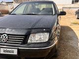 Volkswagen Jetta 2004 года за 2 500 000 тг. в Актау – фото 2