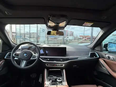 BMW X6 XDrive 40i 2025 года за 74 127 000 тг. в Актобе – фото 6