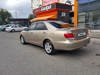 Toyota Camry, 2005
