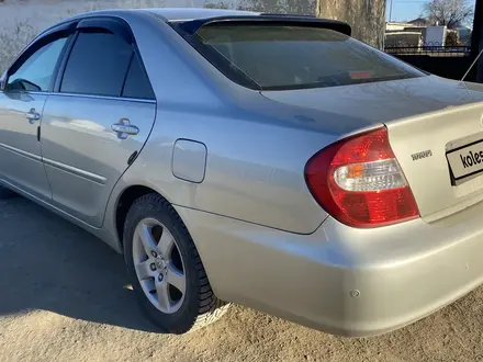 Toyota Camry 2004 года за 6 300 000 тг. в Актобе – фото 3