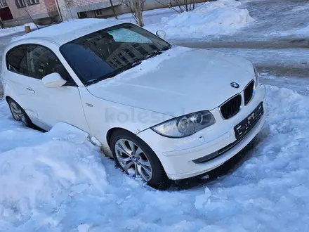BMW 116 2011 года за 5 500 000 тг. в Уральск – фото 2