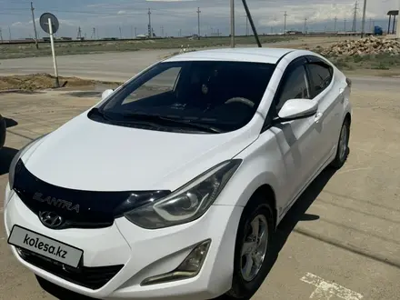 Hyundai Elantra 2014 года за 6 000 000 тг. в Актау – фото 3