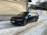 Volkswagen Passat 2019 года за 9 500 000 тг. в Алматы – фото 3