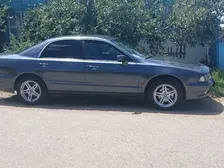 Mitsubishi Diamante, 1995