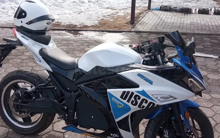 Yamaha  R1-Z 2024 годаүшін1 100 000 тг. в Караганда