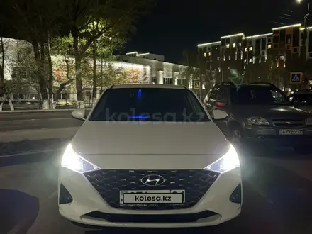 Hyundai Accent 2021 года за 7 900 000 тг. в Астана – фото 3