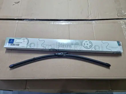 Стеклоочиститель правый Mercedes-Benz M-Class W164 A1648200945 за 863 тг. в Алматы