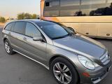 Mercedes-Benz R 350 2006 года за 6 500 000 тг. в Алматы – фото 2
