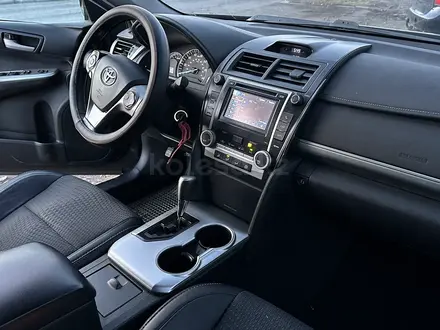 Toyota Camry 2013 года за 9 290 000 тг. в Экибастуз – фото 5