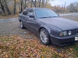 BMW 525 1993 года за 1 500 000 тг. в Риддер – фото 2
