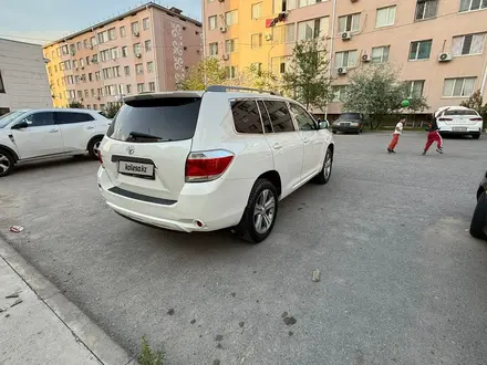 Toyota Highlander 2008 года за 8 700 000 тг. в Шымкент – фото 3