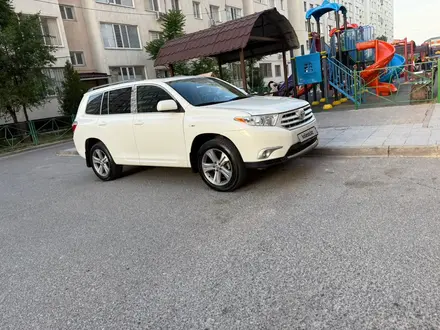 Toyota Highlander 2008 года за 8 700 000 тг. в Шымкент – фото 2