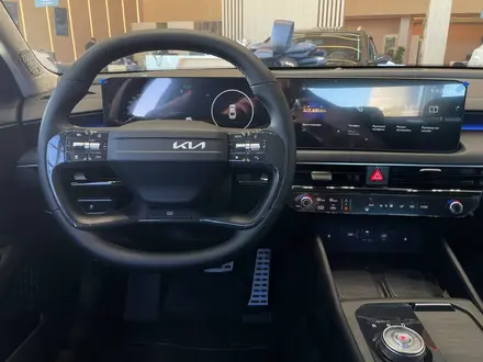 Kia K8 Prestige 2025 года за 26 490 000 тг. в Костанай – фото 17