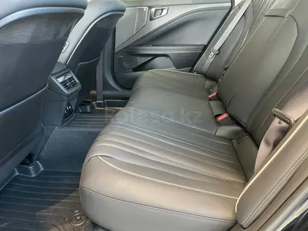 Kia K8 Prestige 2025 года за 26 490 000 тг. в Костанай – фото 35