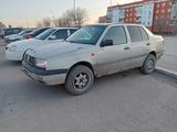 Volkswagen Vento 1993 года за 700 000 тг. в Караганда – фото 5