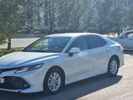 Toyota Camry 2020 года за 14 500 000 тг. в Астана – фото 13