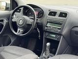 Volkswagen Polo 2011 годаfor3 700 000 тг. в Атырау – фото 5