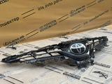 Решетка радиатора camry 70 за 130 000 тг. в Алматы – фото 2