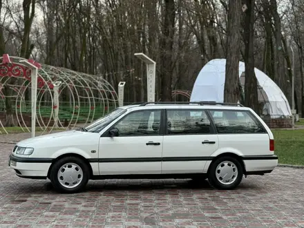 Volkswagen Passat 1995 года за 2 500 000 тг. в Тараз – фото 4