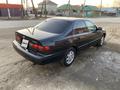 Toyota Camry 1999 года за 2 350 000 тг. в Актобе – фото 5