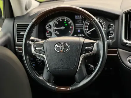 Toyota Land Cruiser 2017 года за 35 000 000 тг. в Актобе – фото 30