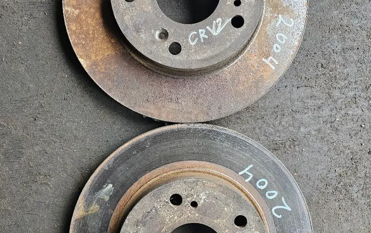 Передние тормозные диски на Honda cr-v за 25 000 тг. в Алматы