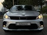 Kia Rio X-Line 2021 года за 7 650 000 тг. в Алматы – фото 3