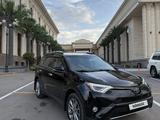 Toyota RAV4 2016 года за 11 300 000 тг. в Алматы