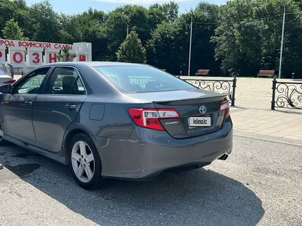 Toyota Camry 2013 года за 6 300 000 тг. в Атырау – фото 2