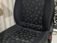 Передние пассажирское сиденье за 15 000 тг. в Караганда
