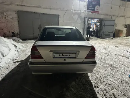 Mercedes-Benz C 280 1999 года за 2 500 000 тг. в Астана – фото 4