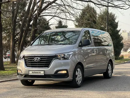 Hyundai Starex 2020 года за 15 500 000 тг. в Алматы