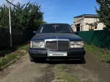 Mercedes-Benz E-Class, 1992