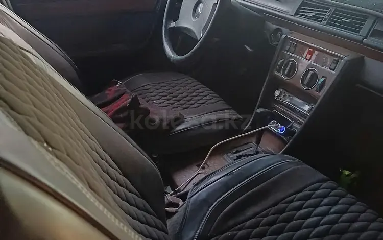 Mercedes-Benz E 230 1991 года за 450 000 тг. в Шымкент