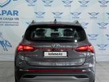 Hyundai Santa Fe 2022 года за 17 200 000 тг. в Талдыкорган – фото 3