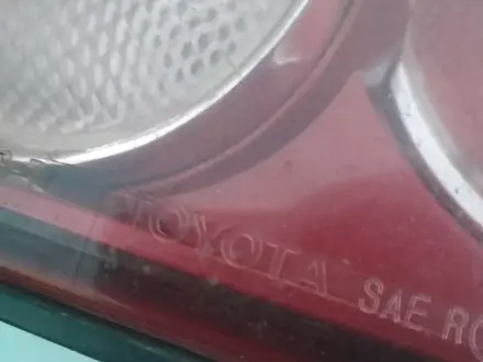 Фонарь (оптика) задний правый на крышку оригинал на Lexus RX300. за 14 000 тг. в Астана – фото 4