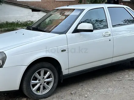ВАЗ (Lada) Priora 2170 2015 года за 2 700 000 тг. в Усть-Каменогорск – фото 2