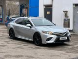 Toyota Camry 2018 года за 11 300 000 тг. в Алматы