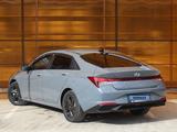 Hyundai Elantra 2021 года за 10 590 000 тг. в Атырау – фото 3