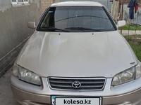 Toyota Camry 2000 года за 3 200 000 тг. в Алматы