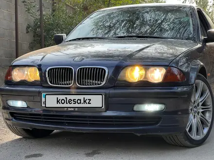 BMW 320 1998 года за 3 000 000 тг. в Алматы – фото 5