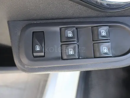 Nissan Terrano 2017 года за 5 290 000 тг. в Астана – фото 14