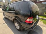 Mercedes-Benz ML 320 1998 годаүшін2 700 000 тг. в Алматы – фото 4