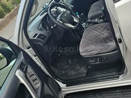 Toyota Land Cruiser Prado 2016 года за 22 000 000 тг. в Караганда – фото 9