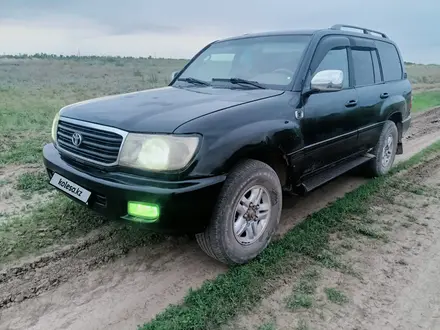 Toyota Land Cruiser 2001 года за 7 500 000 тг. в Актобе – фото 2