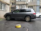 Toyota Highlander 2011 годаfor12 400 000 тг. в Алматы – фото 5