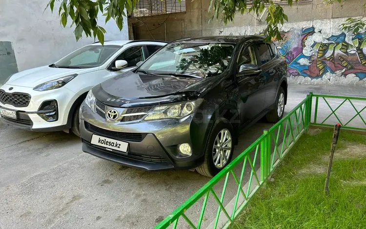 Toyota RAV4 2013 года за 9 500 000 тг. в Алматы