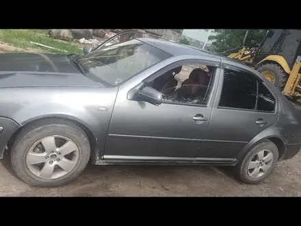Volkswagen Jetta 2003 года за 1 700 000 тг. в Алматы – фото 3
